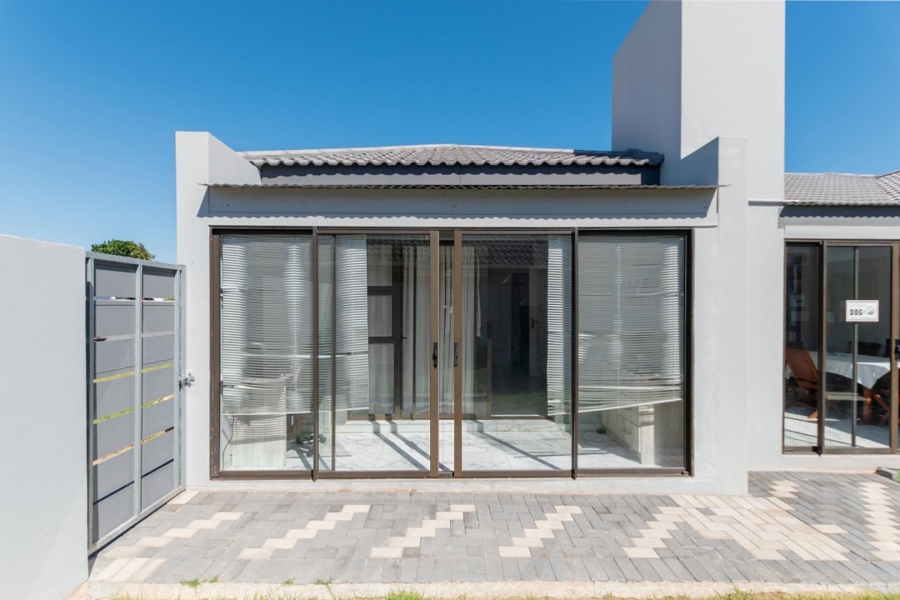 4 Bedroom Property for Sale in Country Club Western Cape